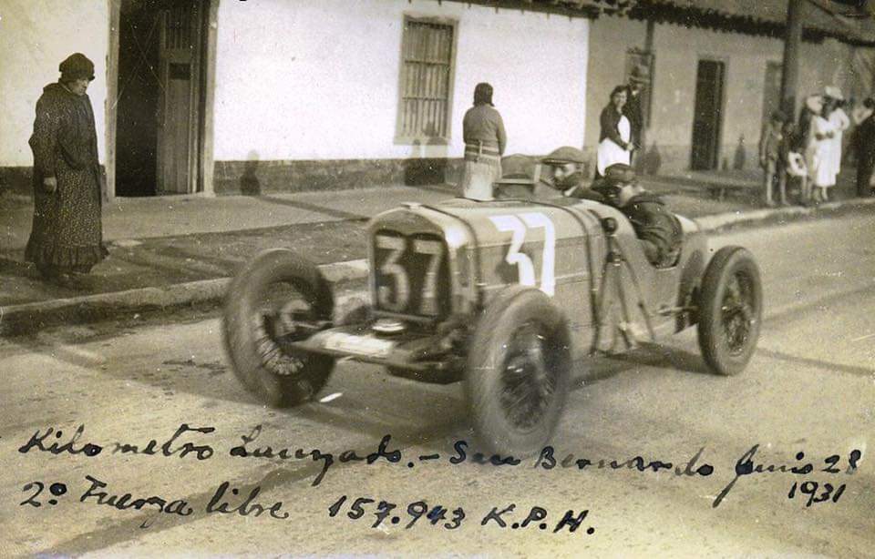Carrera de autos en San Bernardo, Gran Avenida, junio 28 de 1931