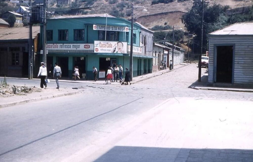 Calle Valdivia con Sargento Aldea en Talcahuano, 1963